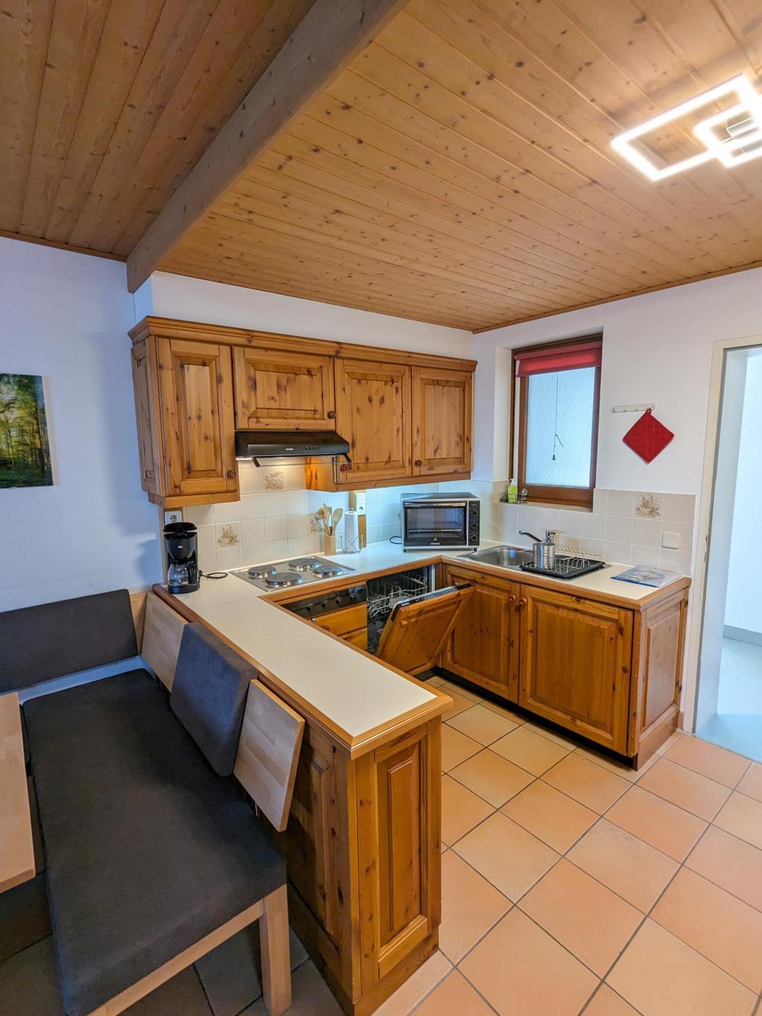 Gerlitzen Ferienappartement Paul Im Ski- Und Wandergebiet, Kanzelhoehe, Ossiacher See Deutschberg Ngoại thất bức ảnh